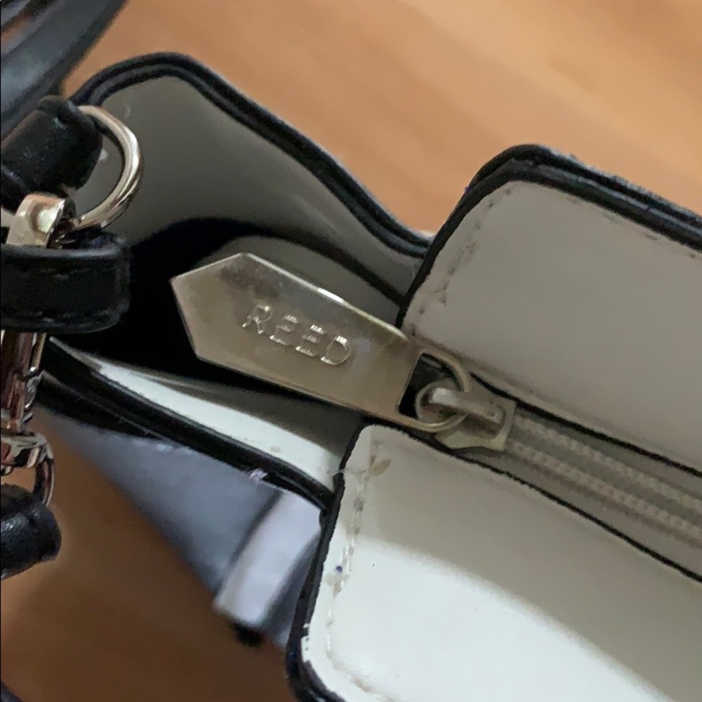 Crossbody Purse - Picture 3 of 4